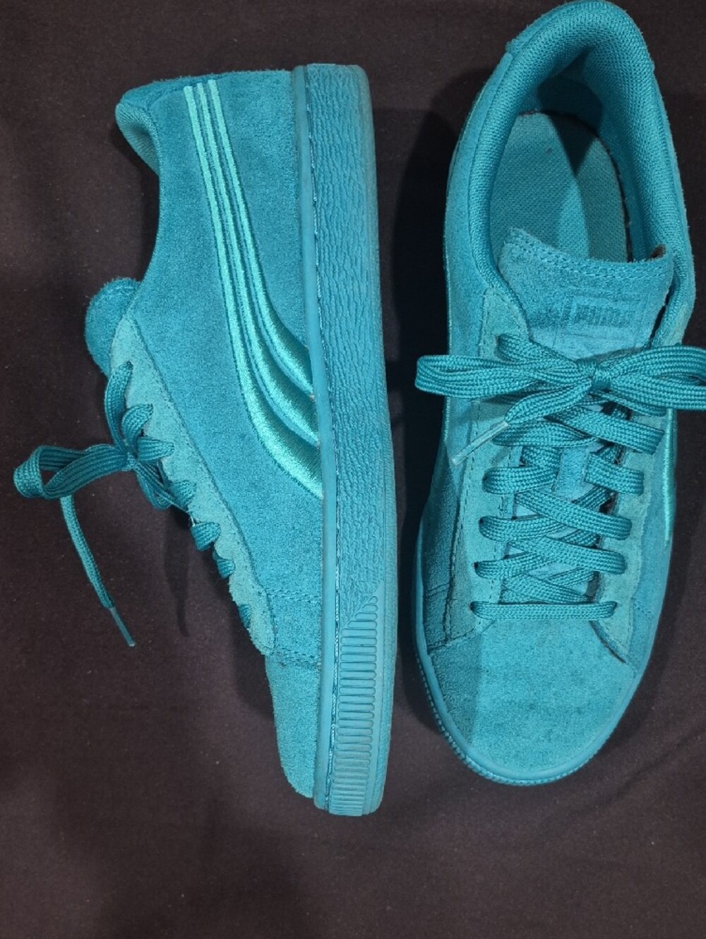 Puma Kids Suede Classic Badge Jr. Sz. 7 Womens Sz. 8.5